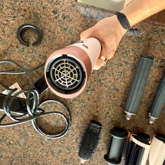 Dyson Airwrap! - Picture 3 of 9